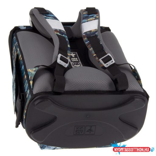 Ars Una Flying Sharks mágneszáras iskolatáska