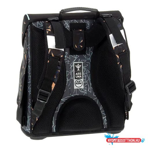 Ars Una Honor of the Wild mágneszáras iskolatáska