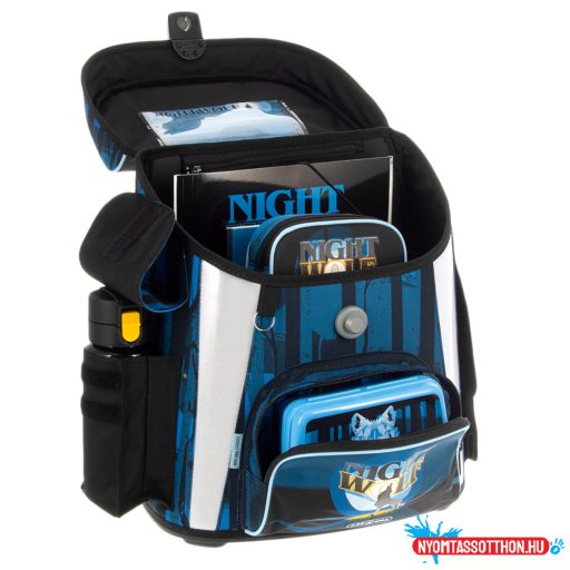 Ars Una Nightwolf mágneszáras iskolatáska