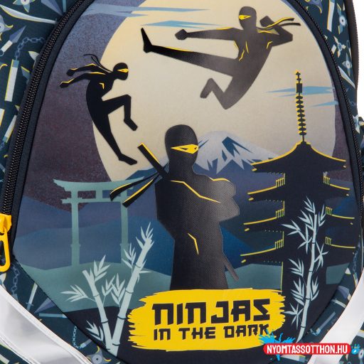 Ars Una Ninjas in the dark anatómiai iskolatáska