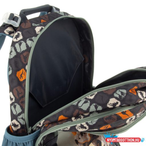 Ars Una Age of the Titans ergo-fit iskolatáska