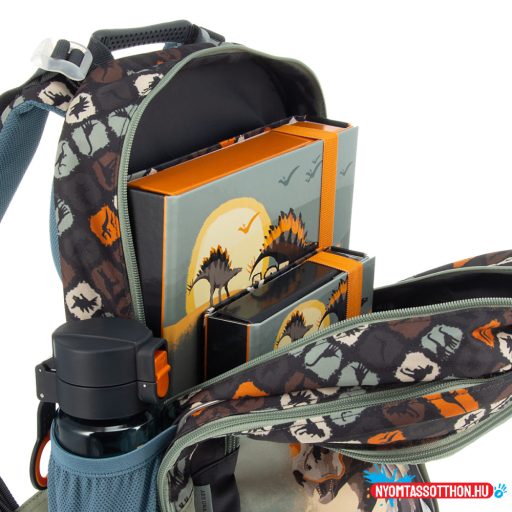 Ars Una Age of the Titans ergo-fit iskolatáska